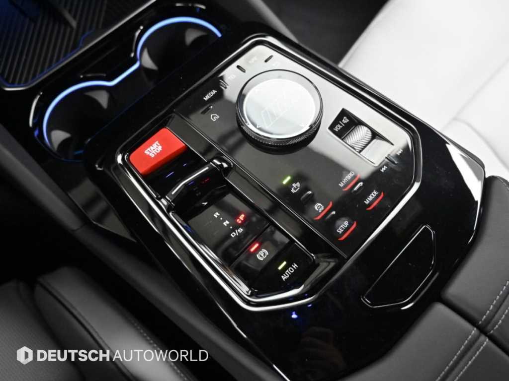 BMW M5 — photo 09