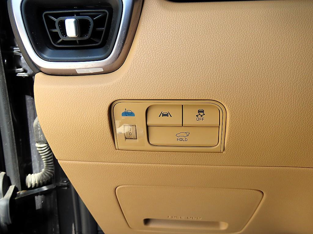 Kia Sorento — photo 11