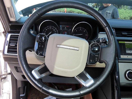 Land Rover Discovery — photo 08