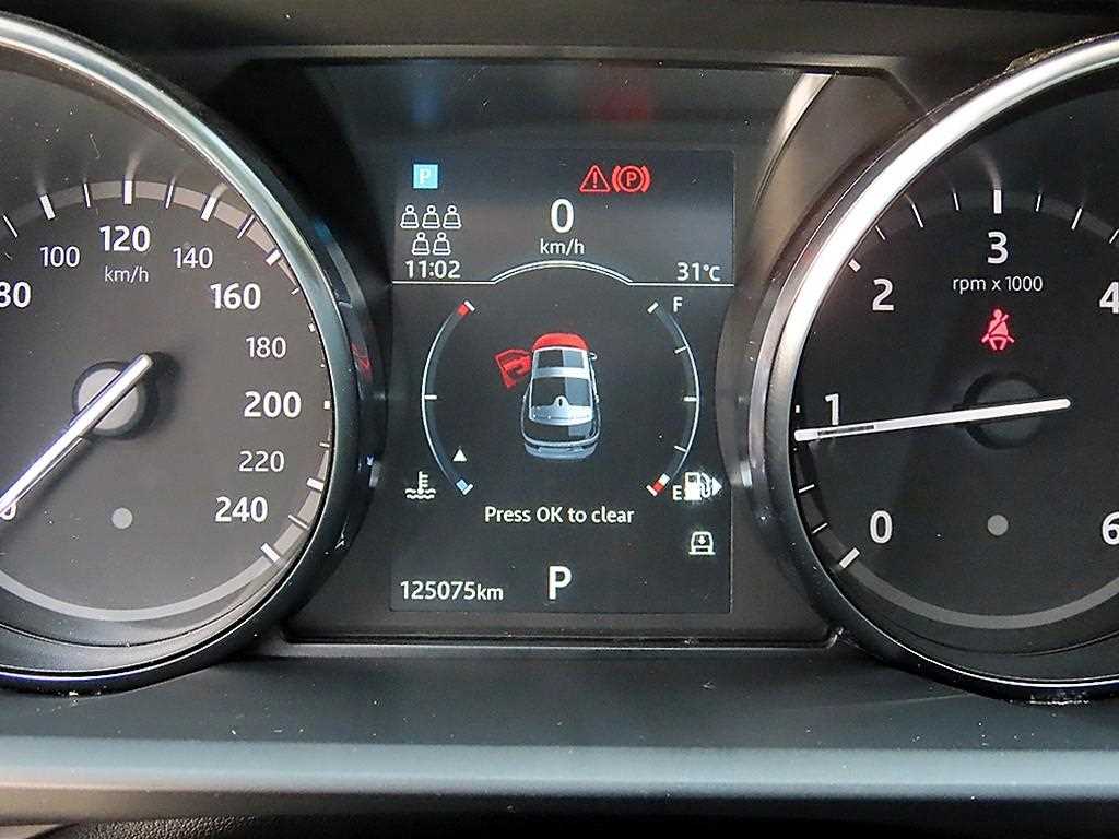 Land Rover Discovery — photo 09