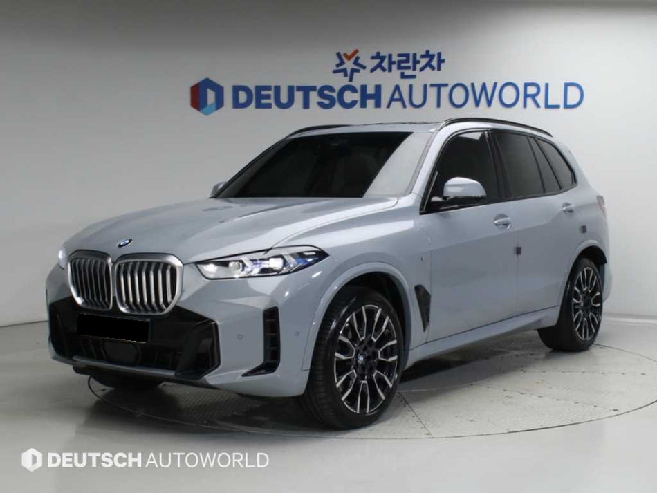 BMW X5 — photo 01