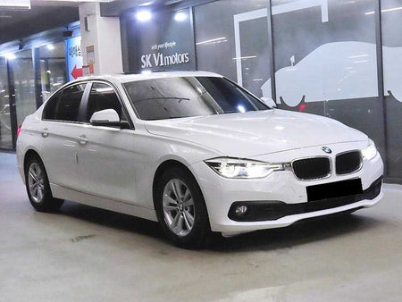 BMW 3-Series — photo 01
