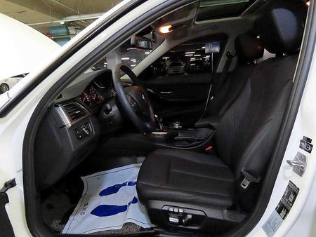 BMW 3-Series — photo 06
