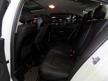 BMW 3-Series — photo 07