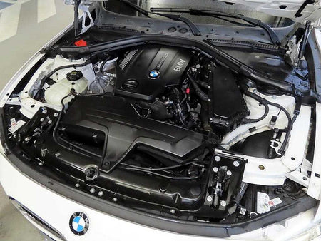 BMW 3-Series — photo 17