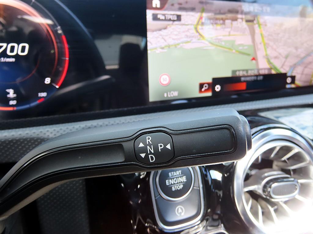 Mercedes-Benz CLA-Class — photo 10