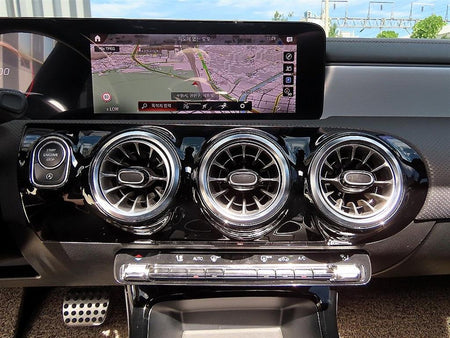 Mercedes-Benz CLA-Class — photo 13