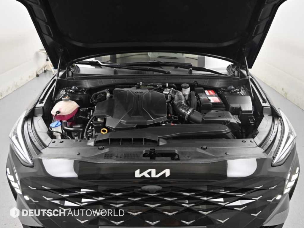 Kia K8 — photo 06