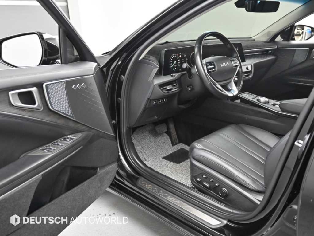 Kia K8 — photo 11