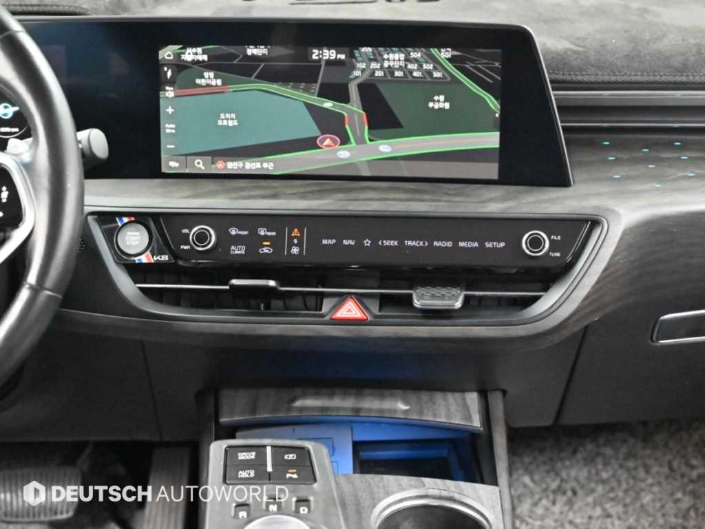 Kia K8 — photo 14