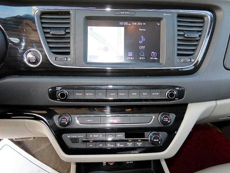 Kia Carnival — photo 14