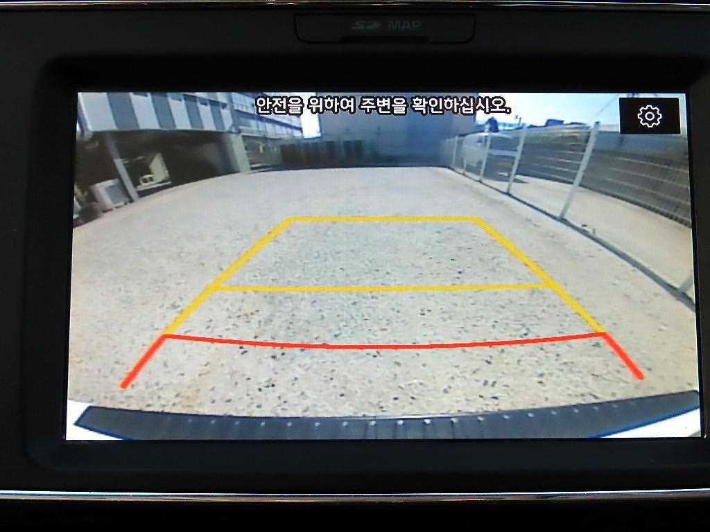 Kia Carnival — photo 15