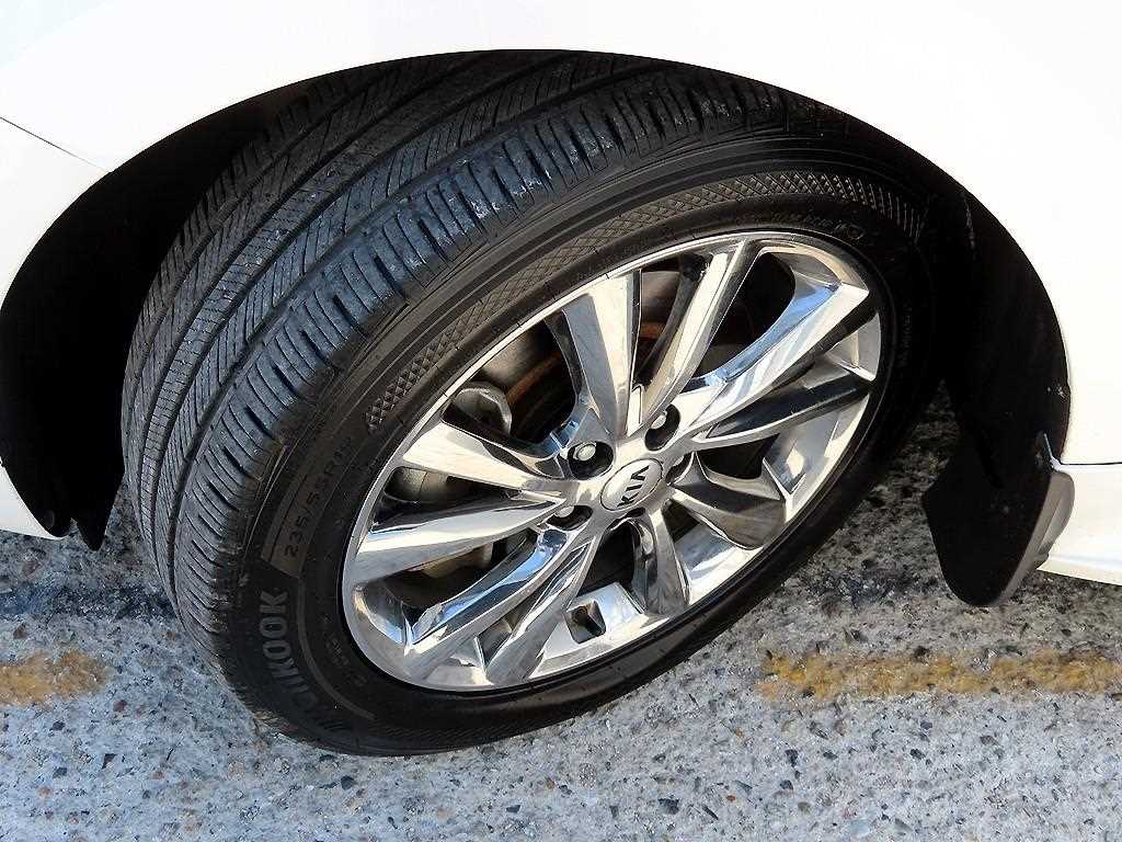 Kia Carnival — photo 20