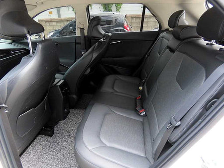 Kia Niro — photo 06