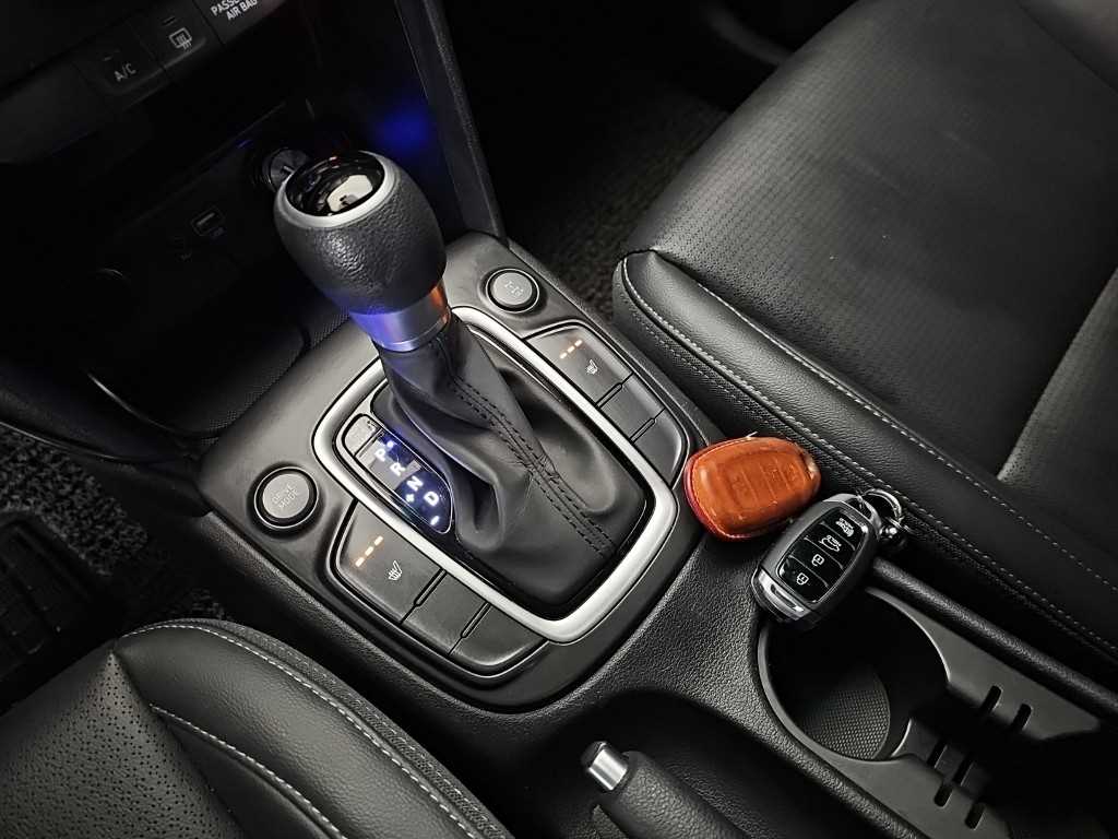 Hyundai Kona — photo 08