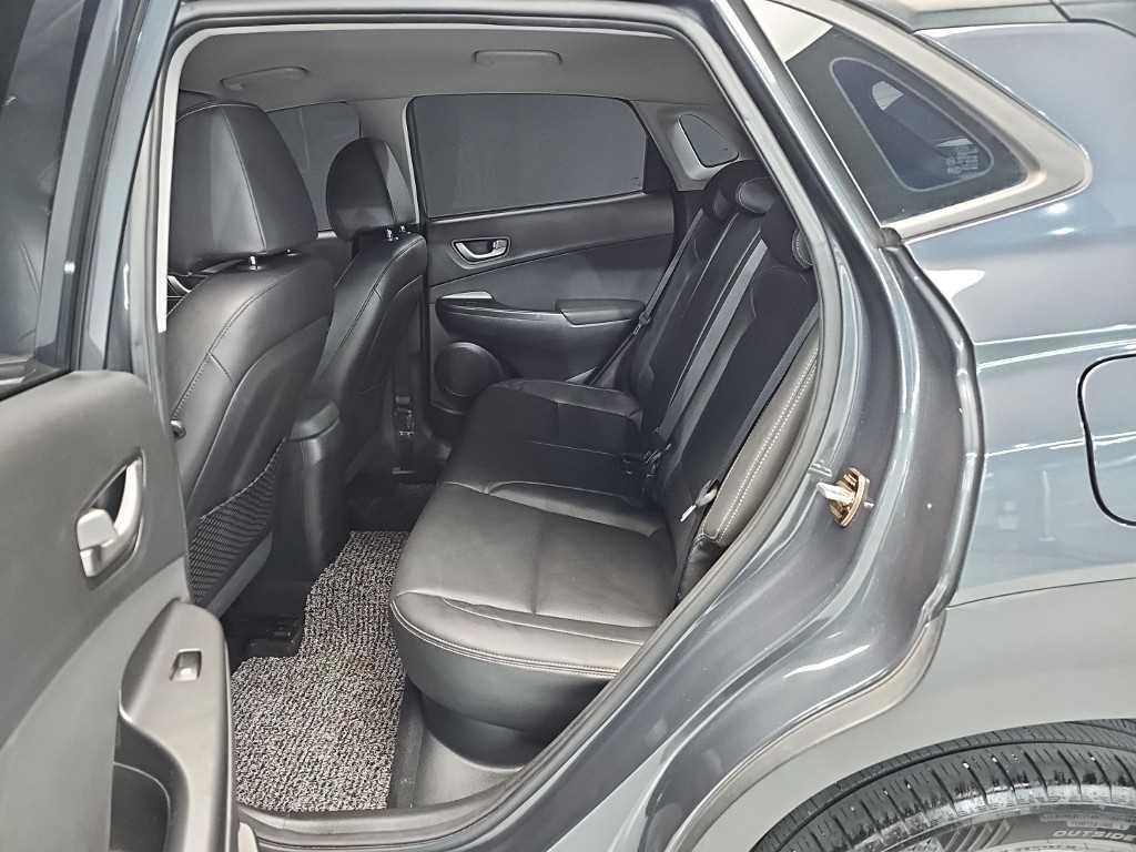 Hyundai Kona — photo 12