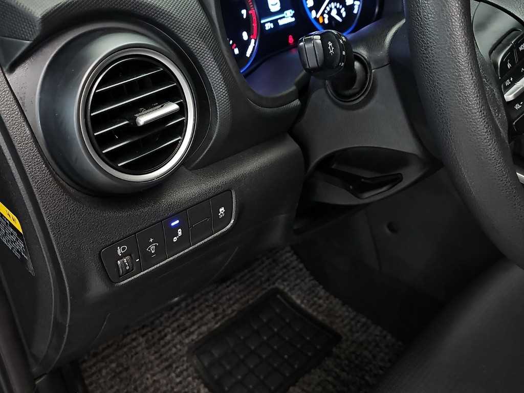 Hyundai Kona — photo 16