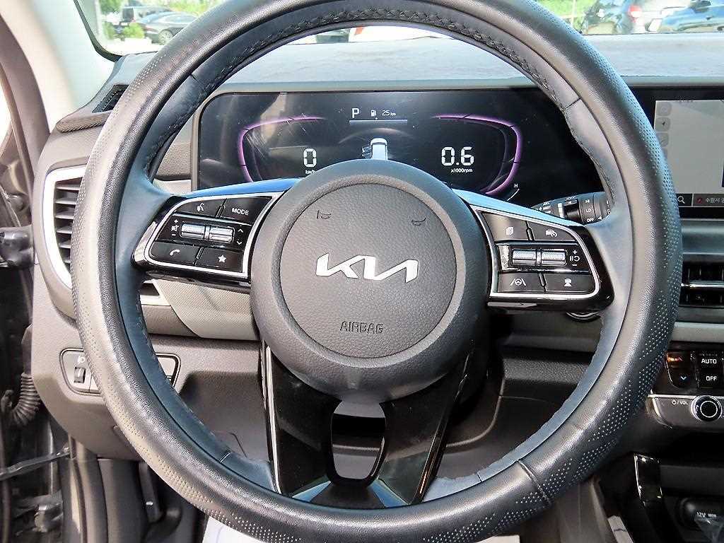 Kia Seltos — photo 08