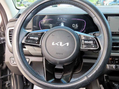 Kia Seltos — photo 08