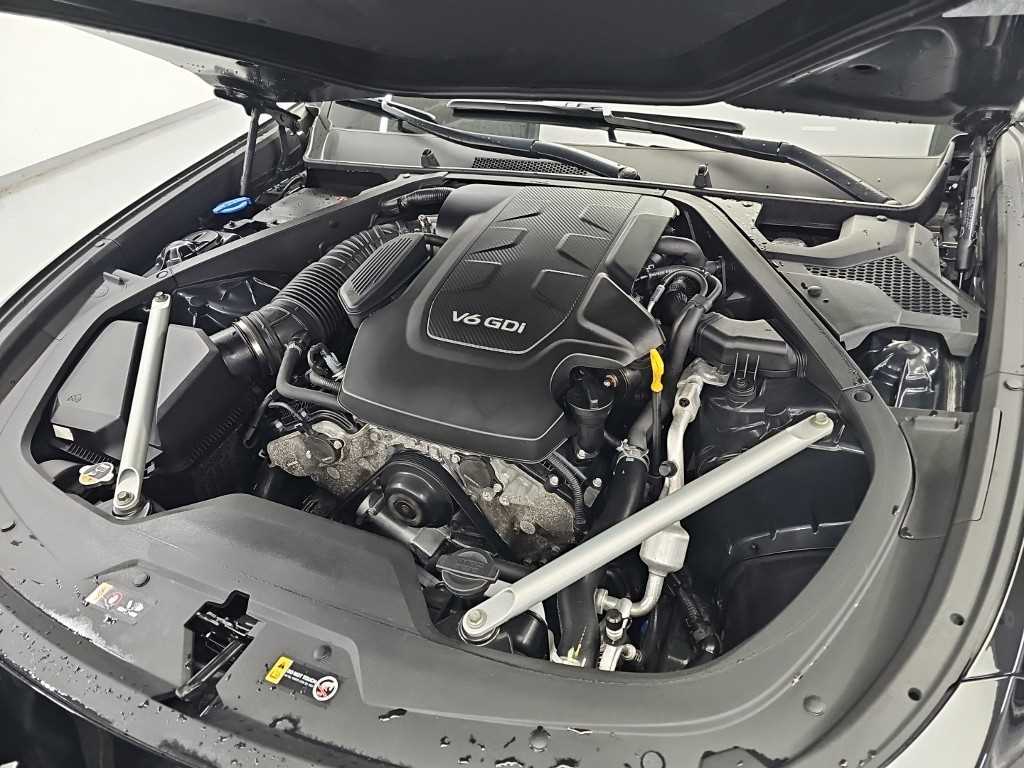 Kia K9 — photo 05