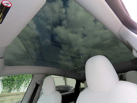 Tesla Model Y — photo 13