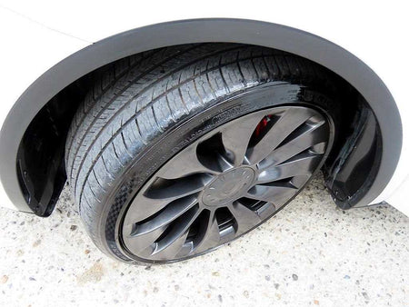 Tesla Model Y — photo 17