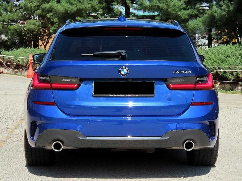 BMW 3-Series — photo 04