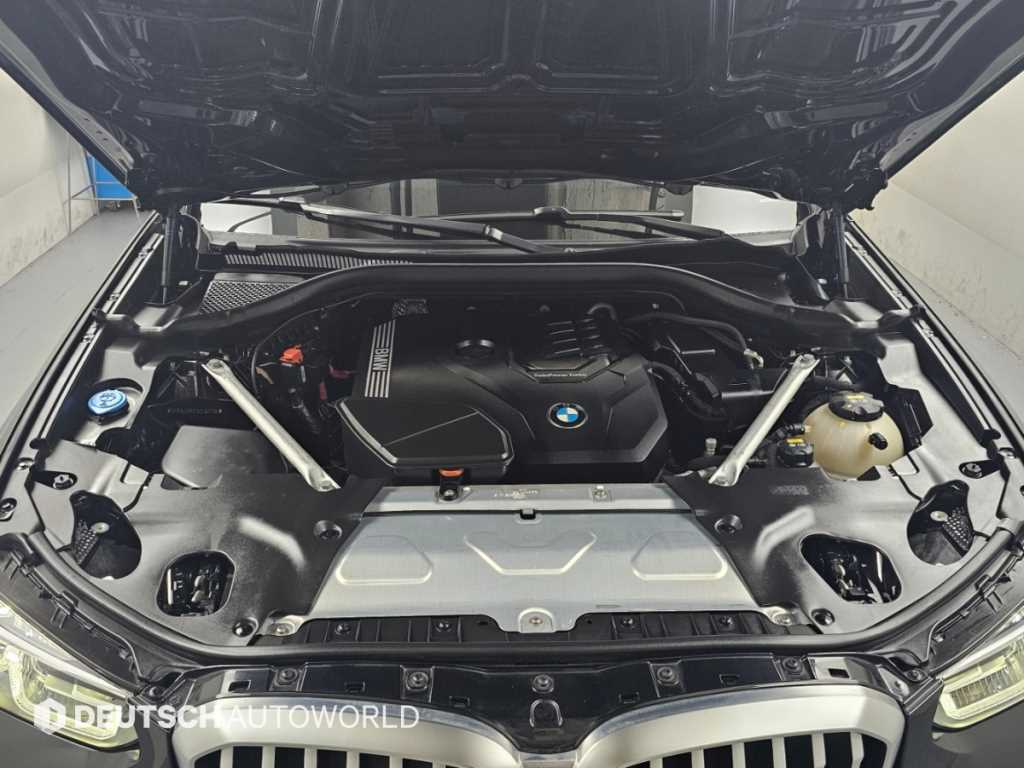 BMW X3 — photo 06