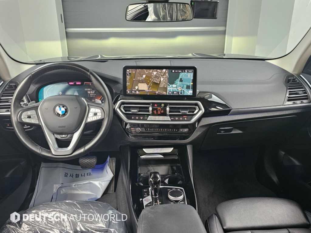 BMW X3 — photo 07