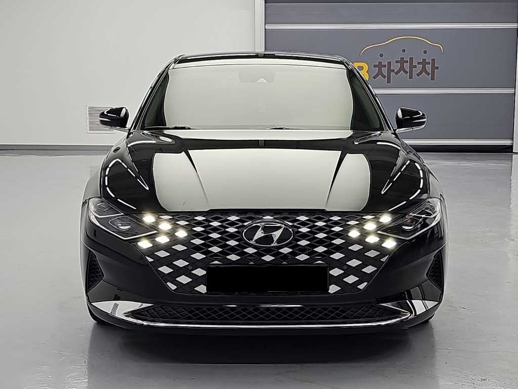 Hyundai Grandeur — photo 02