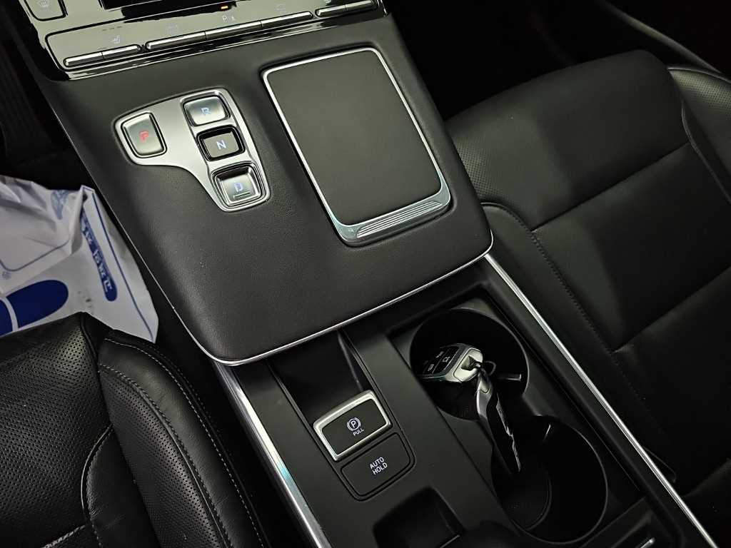 Hyundai Grandeur — photo 08