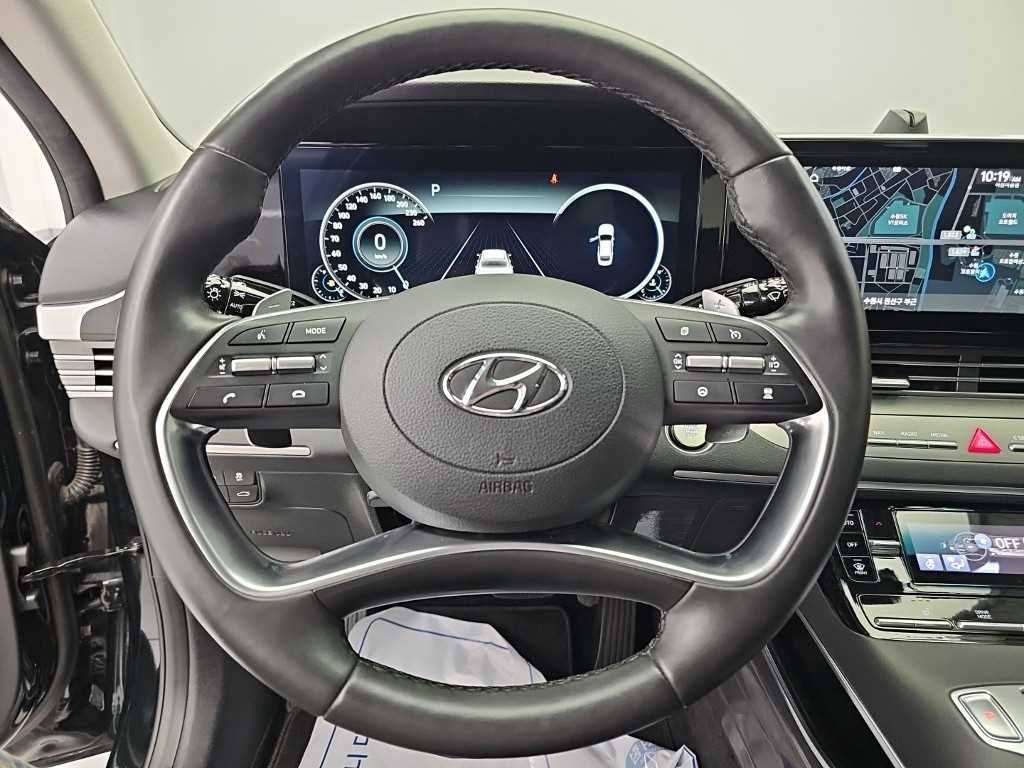 Hyundai Grandeur — photo 09