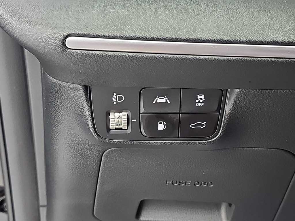 Hyundai Grandeur — photo 18