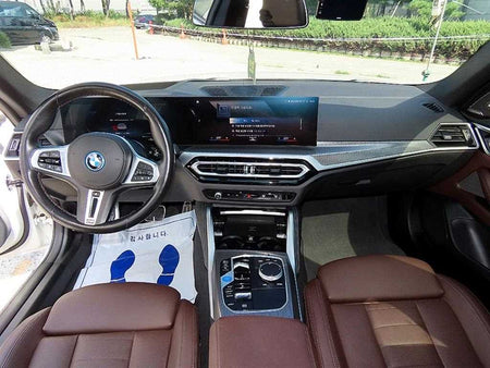 BMW i4 — photo 07