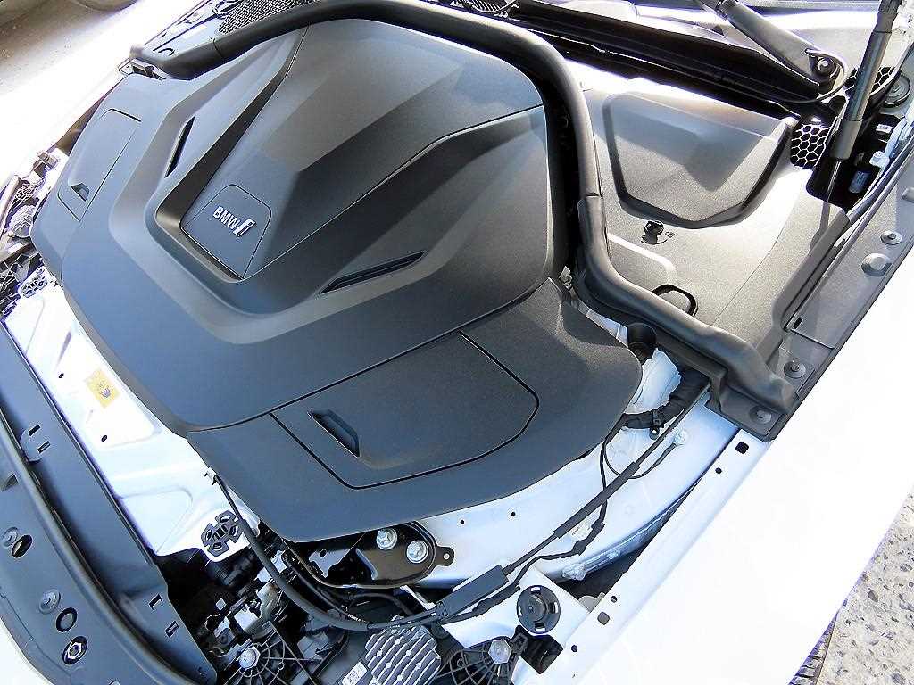 BMW i4 — photo 19