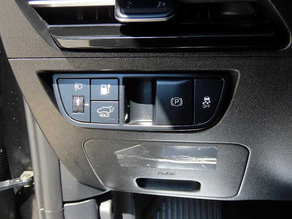 Kia EV6 — photo 12