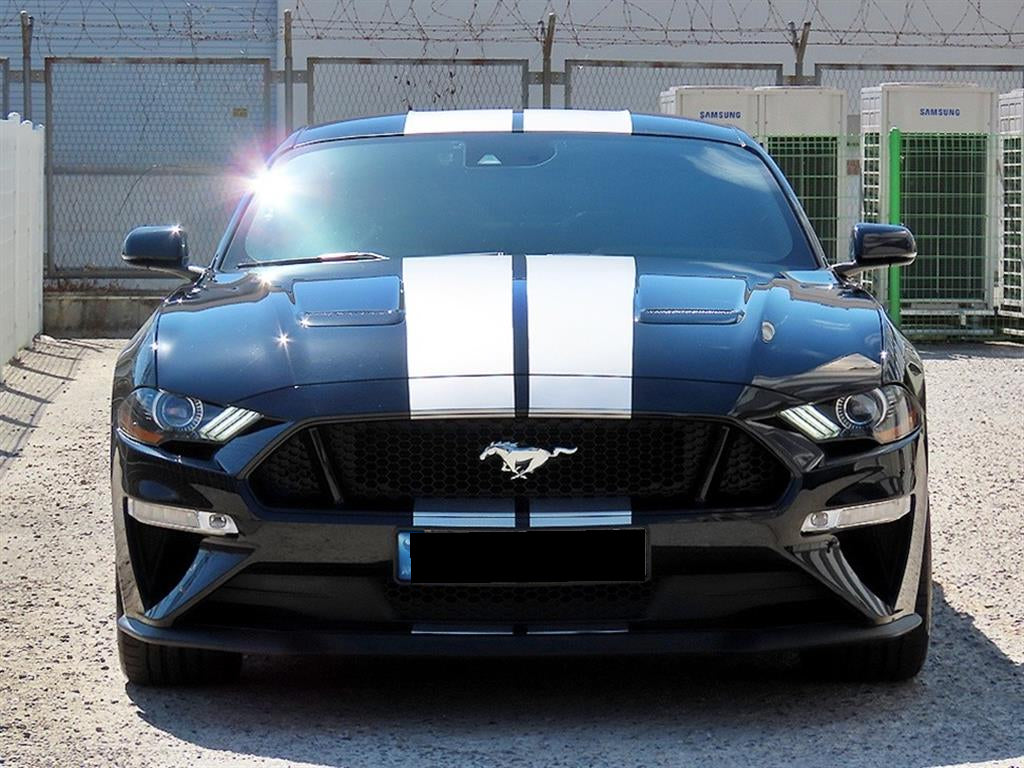 Ford Mustang — photo 01