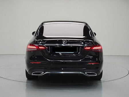 Mercedes-Benz E-Class — photo 03