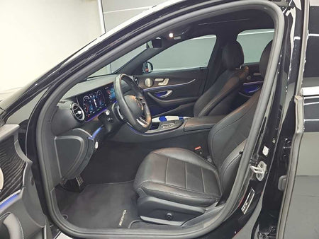 Mercedes-Benz E-Class — photo 11