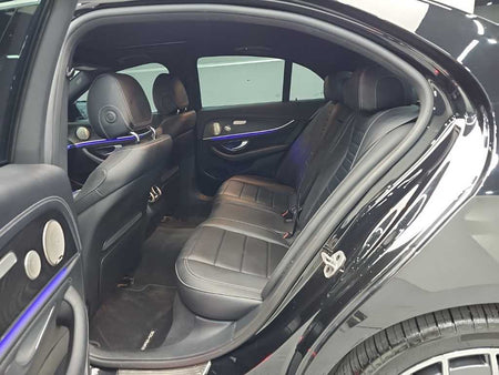 Mercedes-Benz E-Class — photo 12