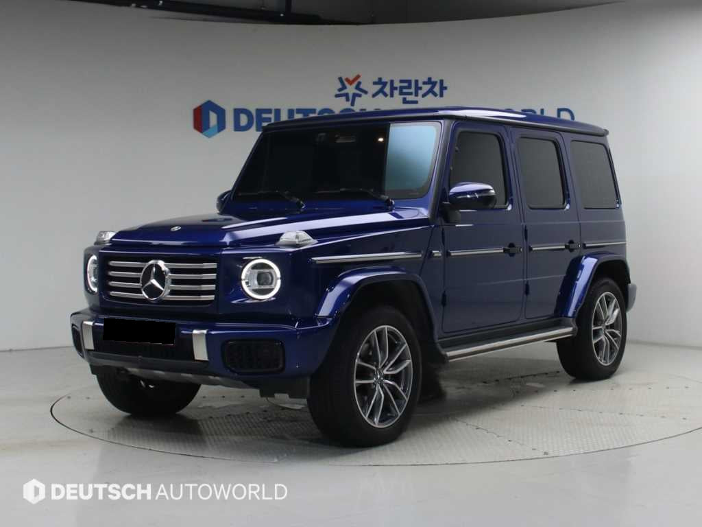 Mercedes-Benz G-Class — photo 01