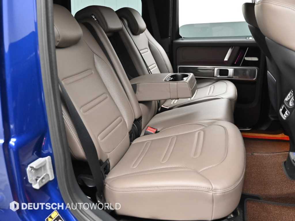 Mercedes-Benz G-Class — photo 12