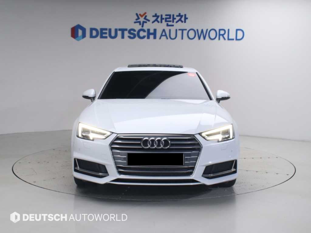 Audi A4 — photo 03