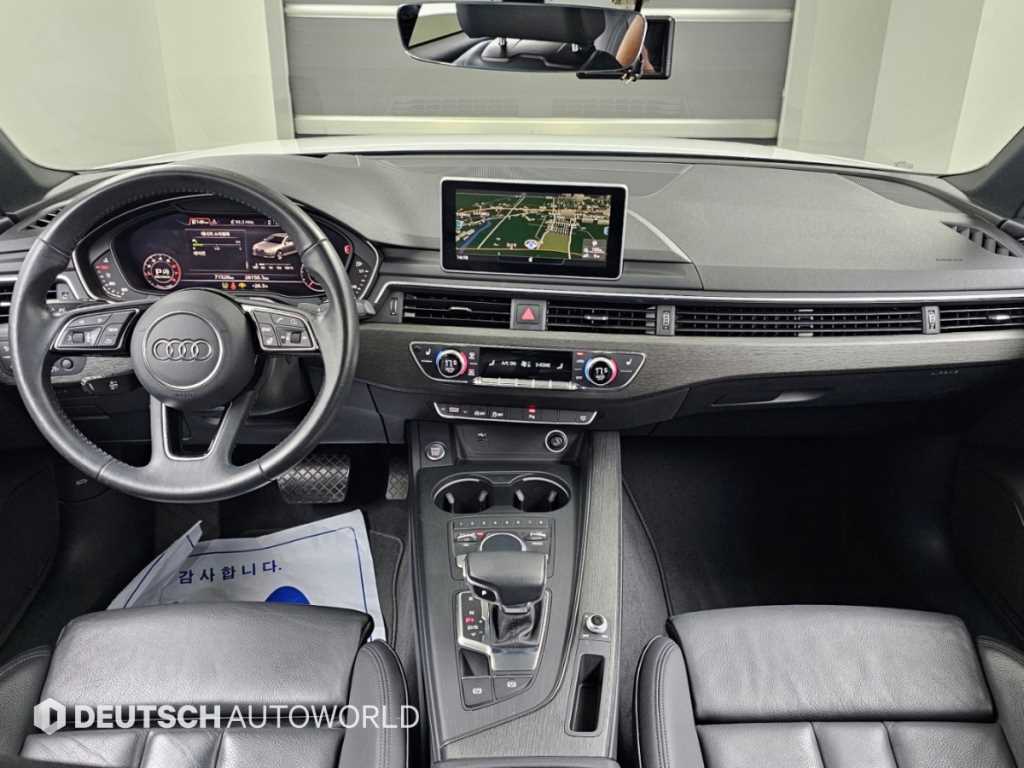 Audi A4 — photo 07