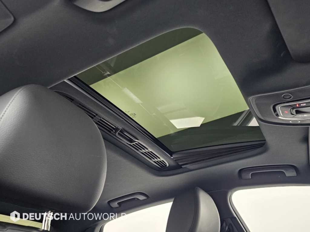 Audi A4 — photo 18