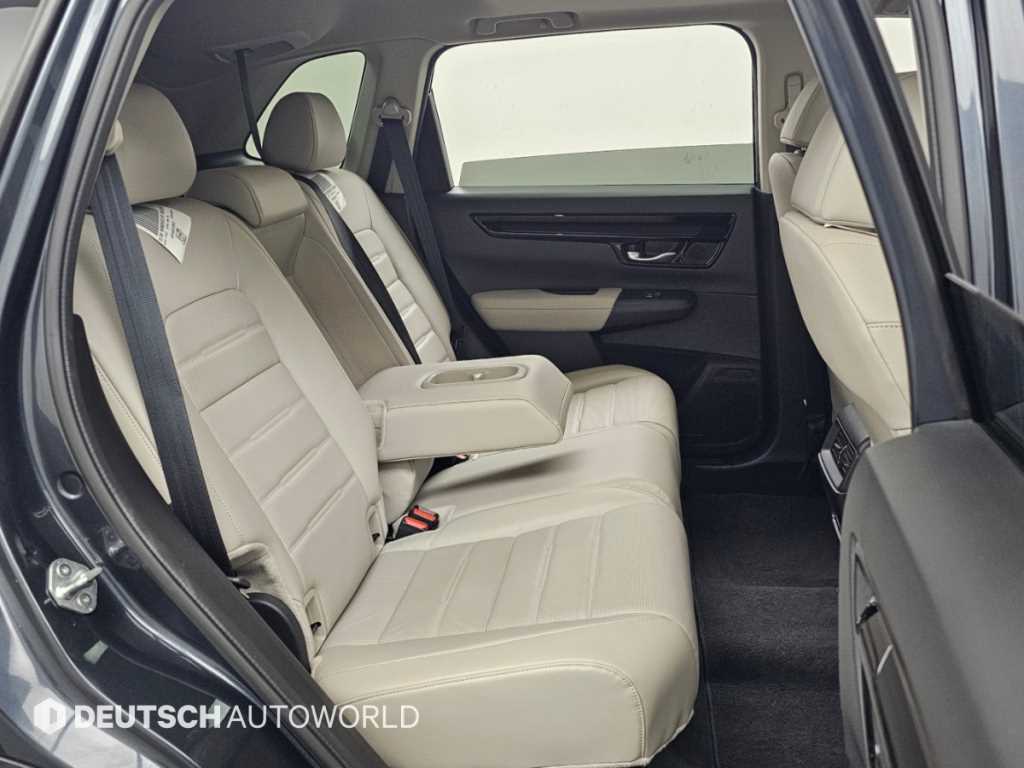 Honda CR-V — photo 12
