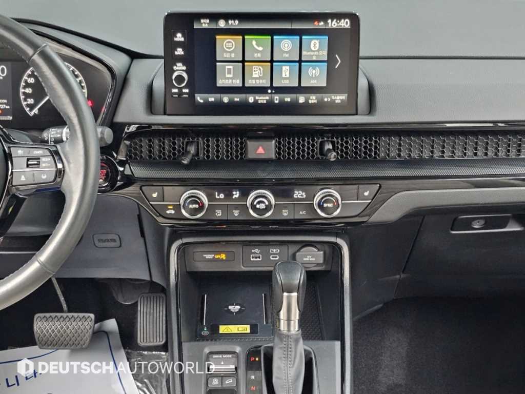 Honda CR-V — photo 14