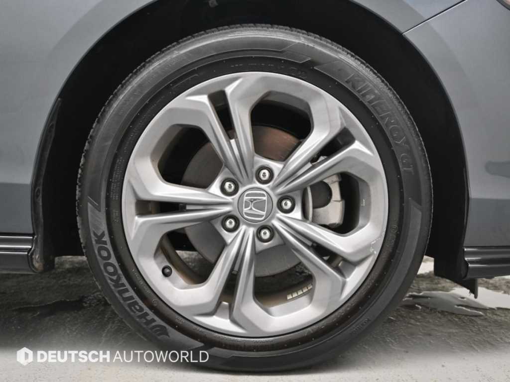 Honda Accord — photo 05