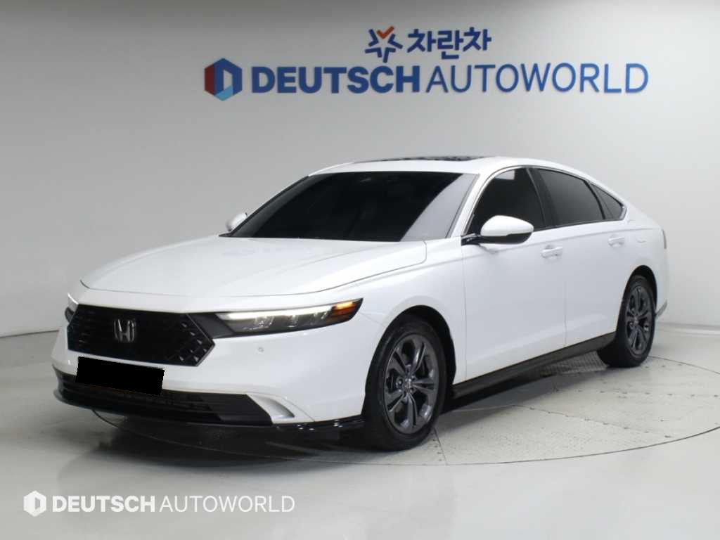 Honda Accord — photo 01