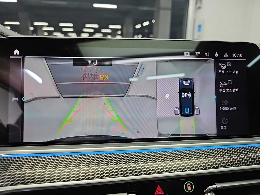BMW X5 — photo 16